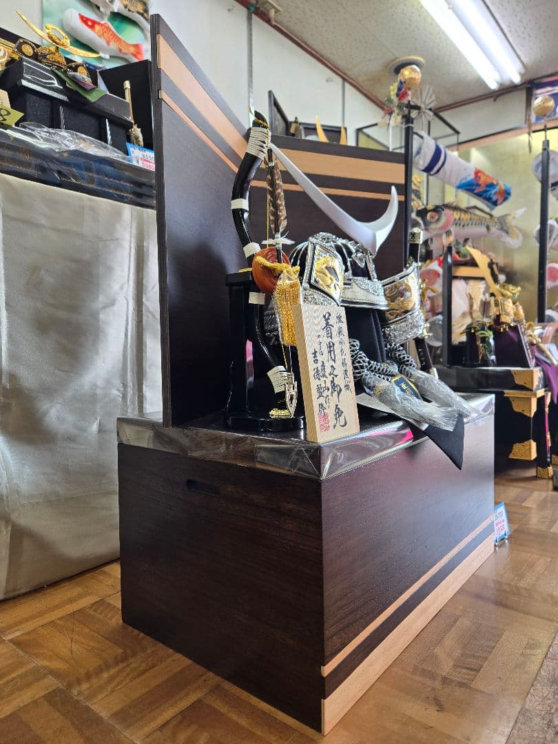 【展示品限り】五月人形　兜　伊達政宗　収納飾り　子供着用可　※閉店セール　S19