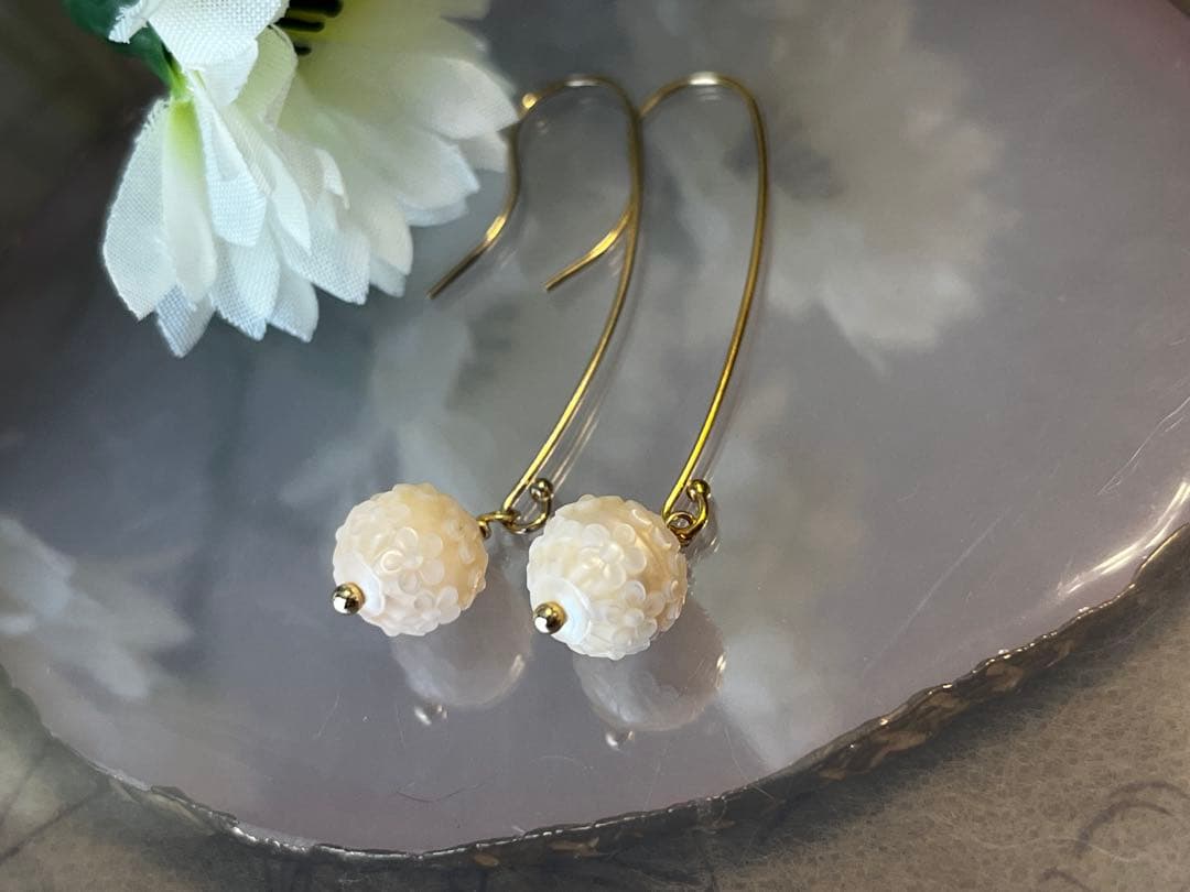 SALEレア14kgfあこや真珠のフラワーカービングピアス