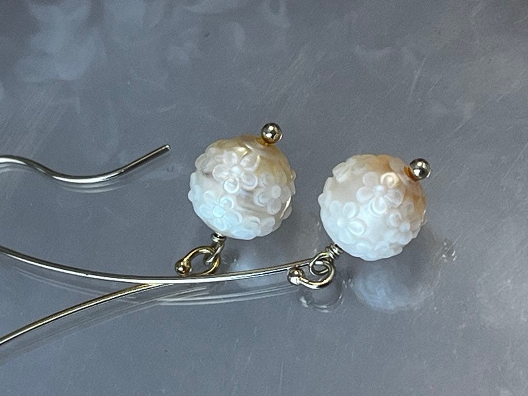 SALEレア14kgfあこや真珠のフラワーカービングピアス