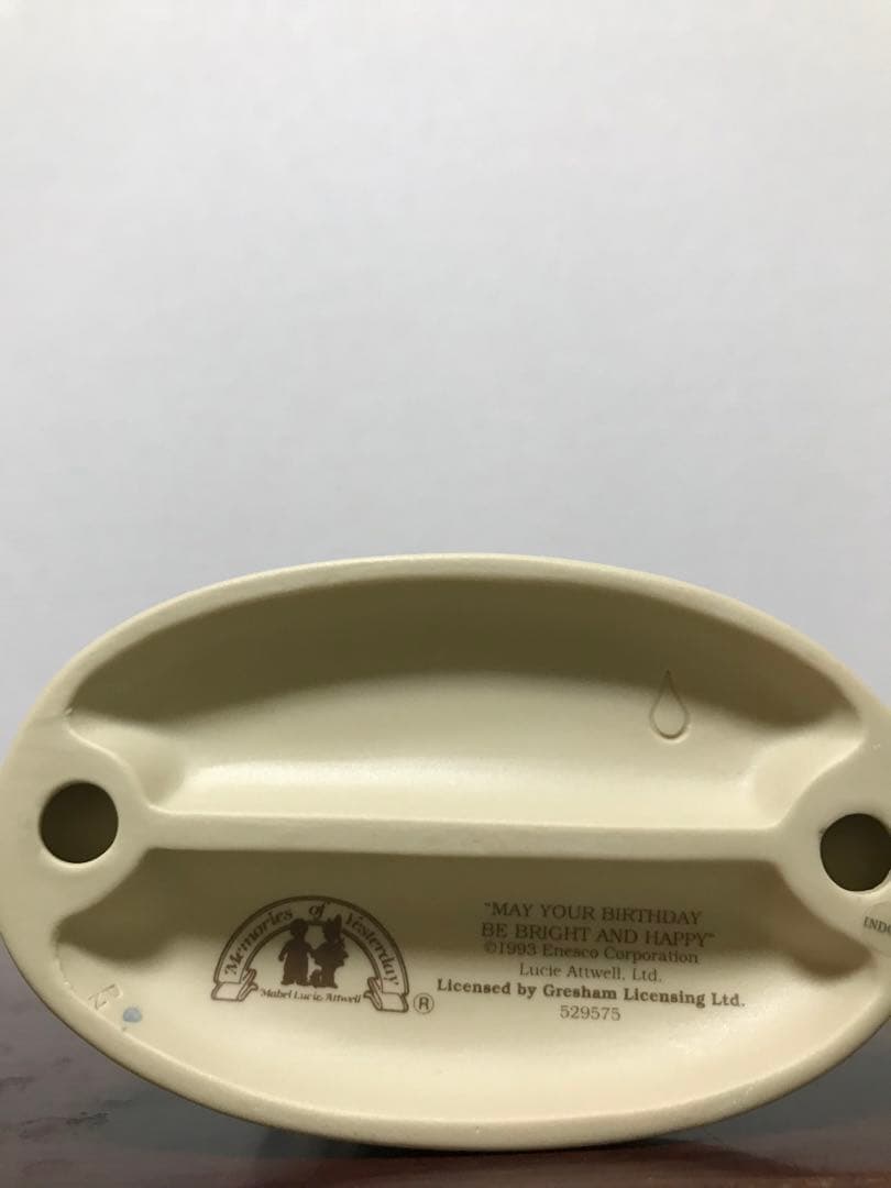 エネスコ社　マーベルルーシーアトウェル 529575