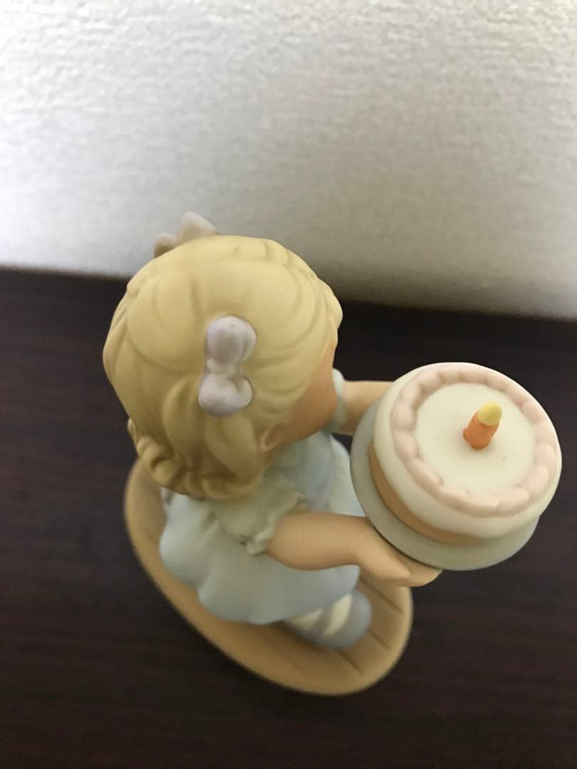 エネスコ社　マーベルルーシーアトウェル 529575