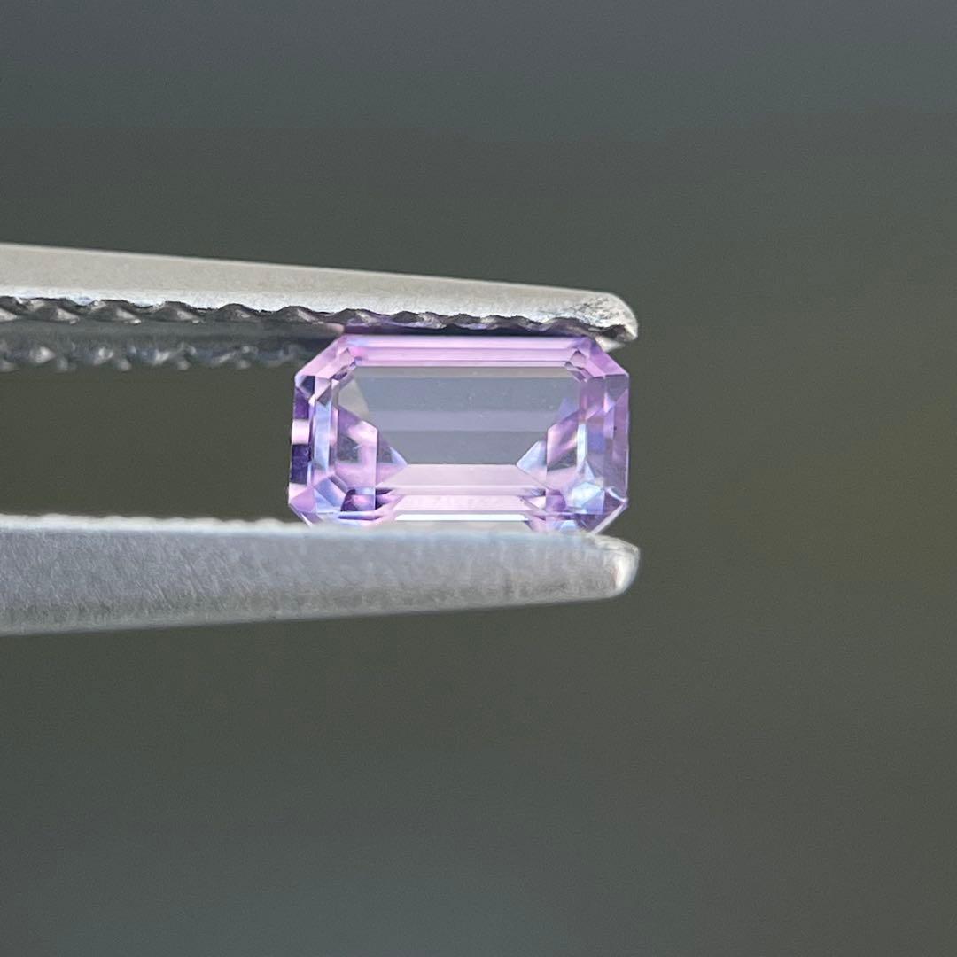 スリランカ産非加熱天然ピンクサファイアルース