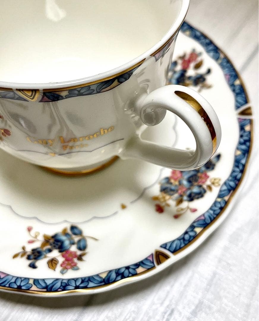 美品 Guy Laroche Paris ギラロッシュ カップ&ソーサー 2客 - メルカリ