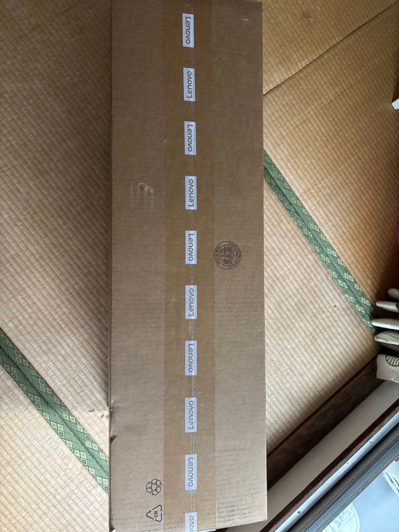 Lenovo IdeaCentre AIO 27AKP10KRK スリムデザイン