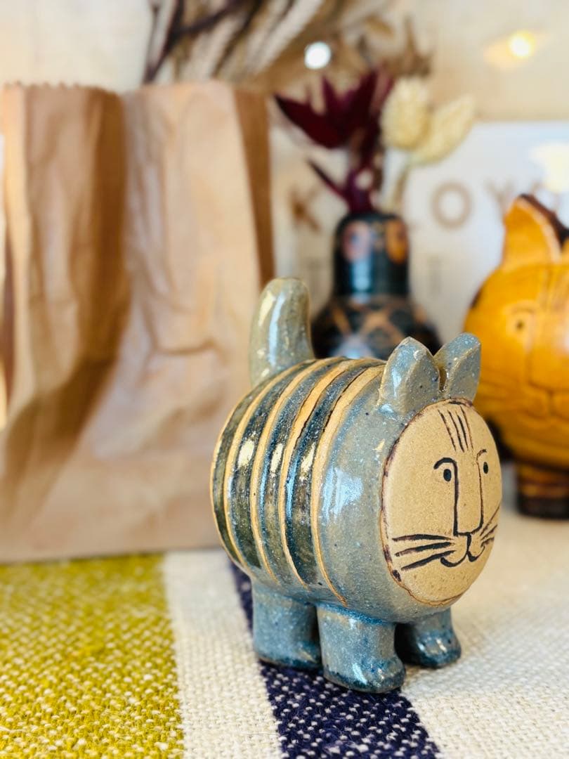 リサラーソン　MEMAGARI ネコ