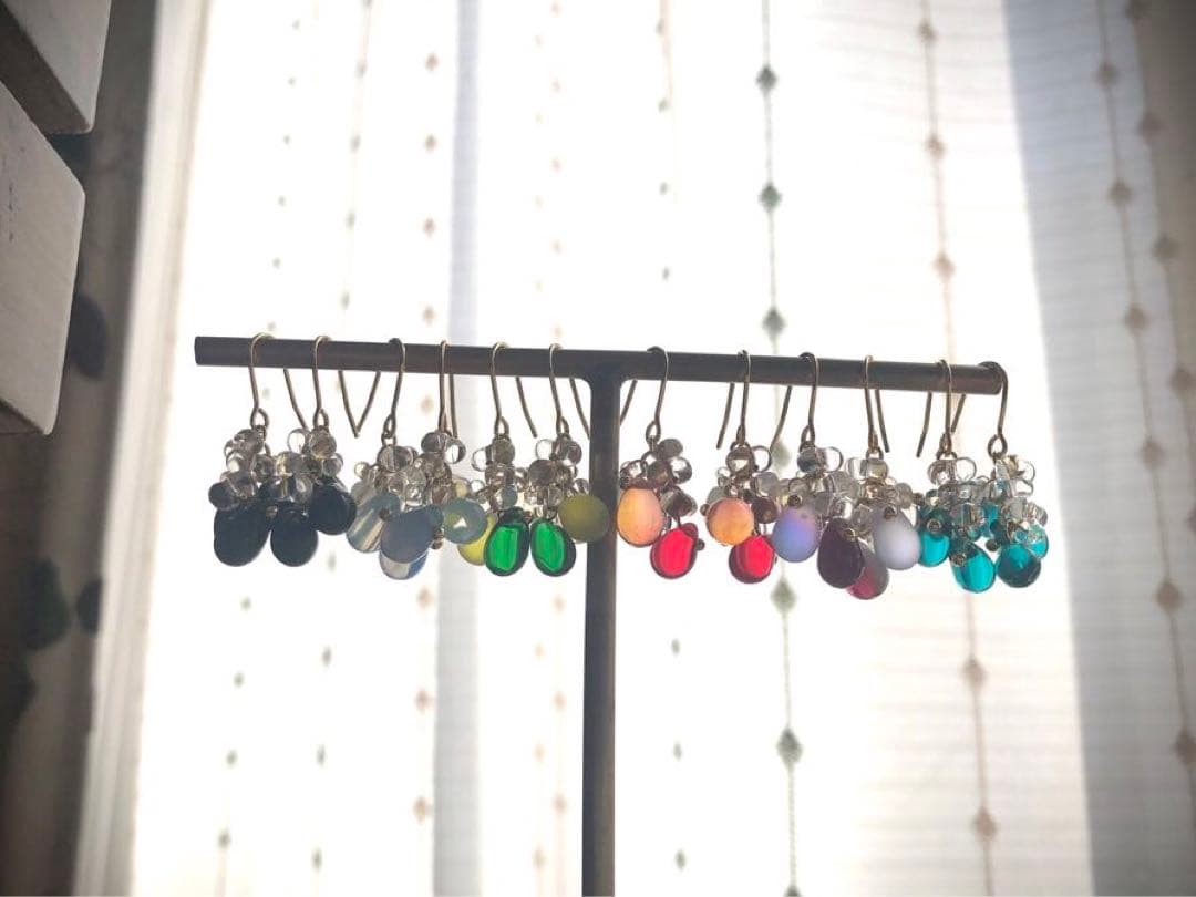 【683】ハンドメイド ピアス ガラス しずく チェコビーズ イヤリング