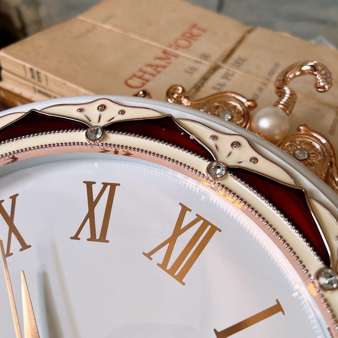 ヨーロピアン雑貨 おしゃれな壁掛け時計 （White） 装飾的な両面時計