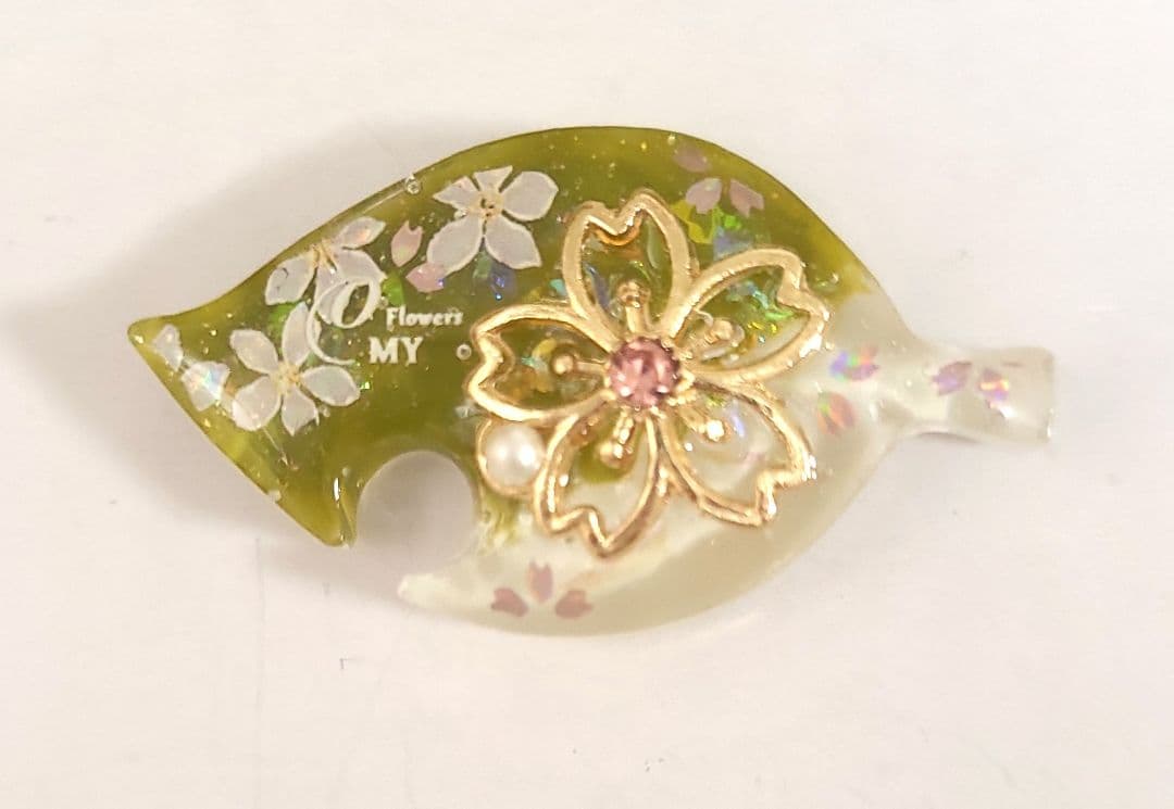 1212」レジンヘアゴム ポニーフック ブローチ マグネット 桜 - メルカリ