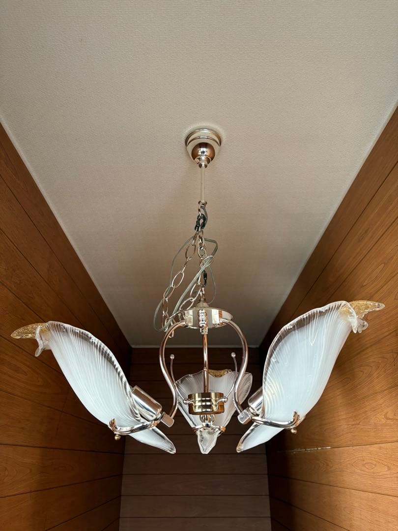 瀧住電機工業 タキズミ 3連シャンデリア 羽根シェード