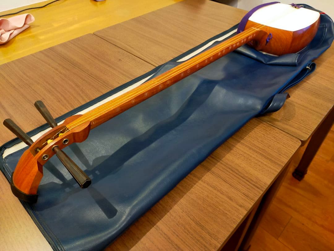 三味線本体 木製 ケース付き