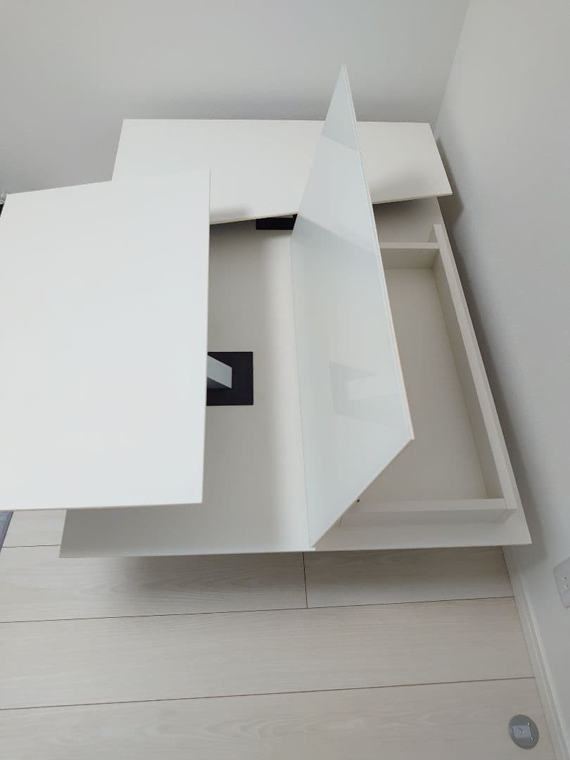 BoConcept　ボーコンセプト　テーブル