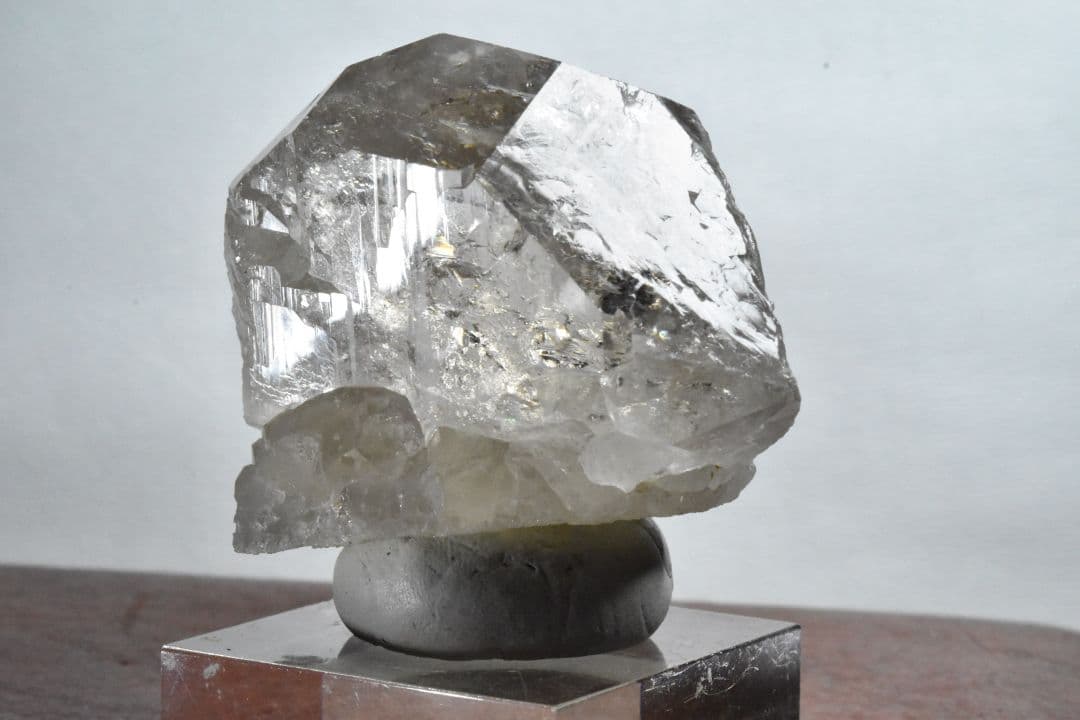 新産出！ スレイマン山脈Shalman産 ライトスモーキーグインデル02