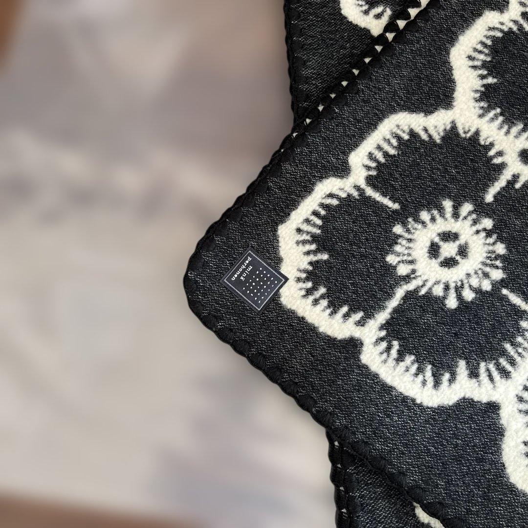 ミナペルホネン　ブランケット　　アネモネ