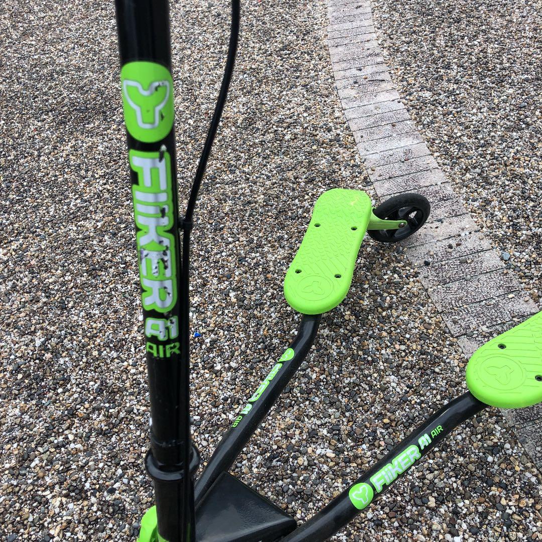 Y フリッカー A1 AIR