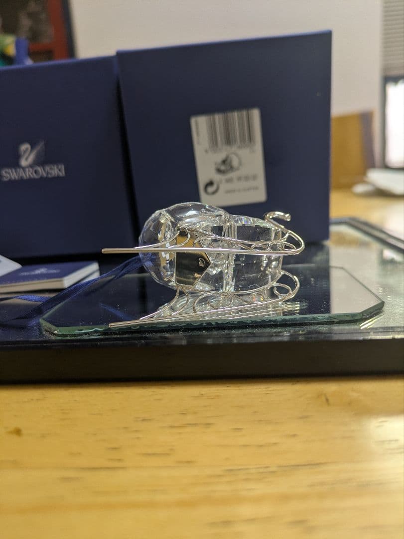 スワロフスキー オーナメント ソリ 置物