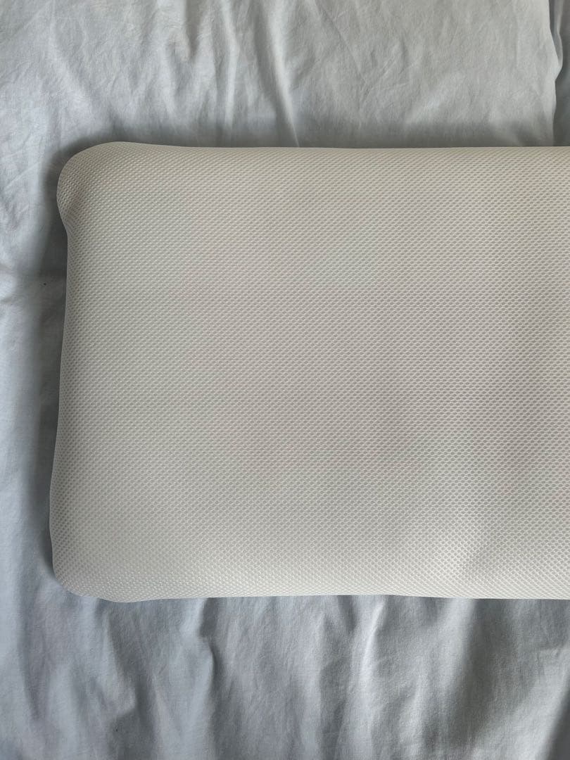 エアウィーヴ スリムピロー 　　　　みな実のまくら