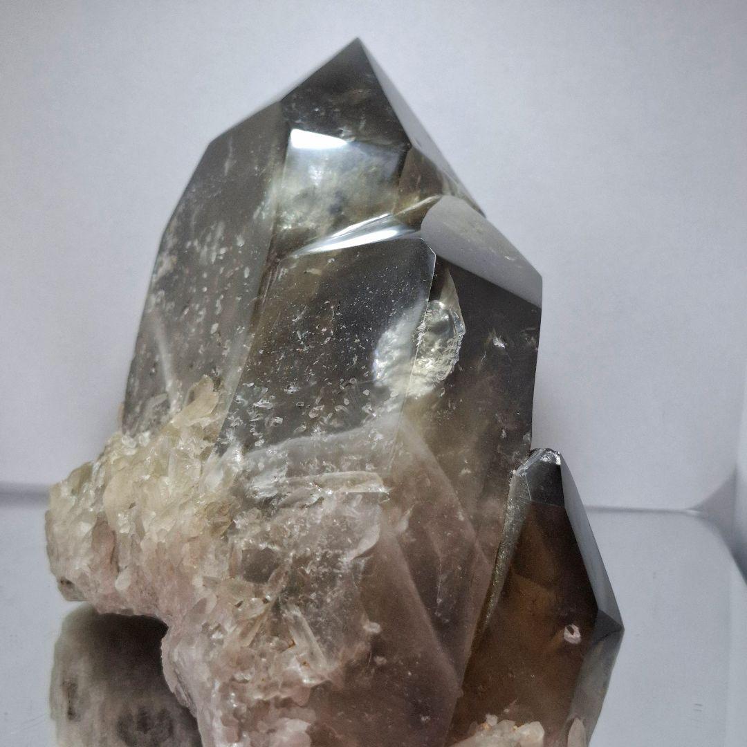 約2キロ　スモーキーモリオン　原石クラスター