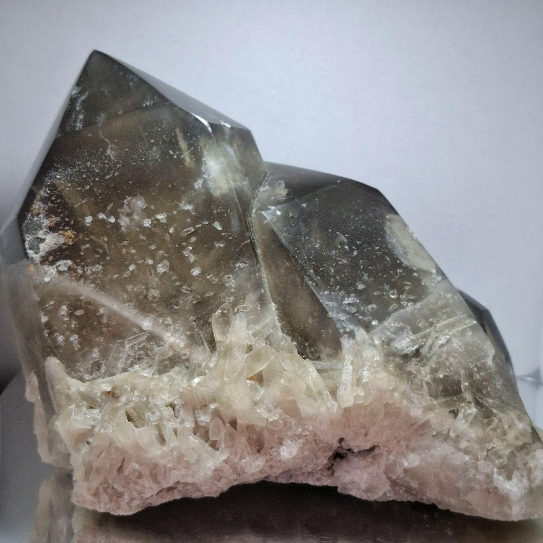 約2キロ　スモーキーモリオン　原石クラスター