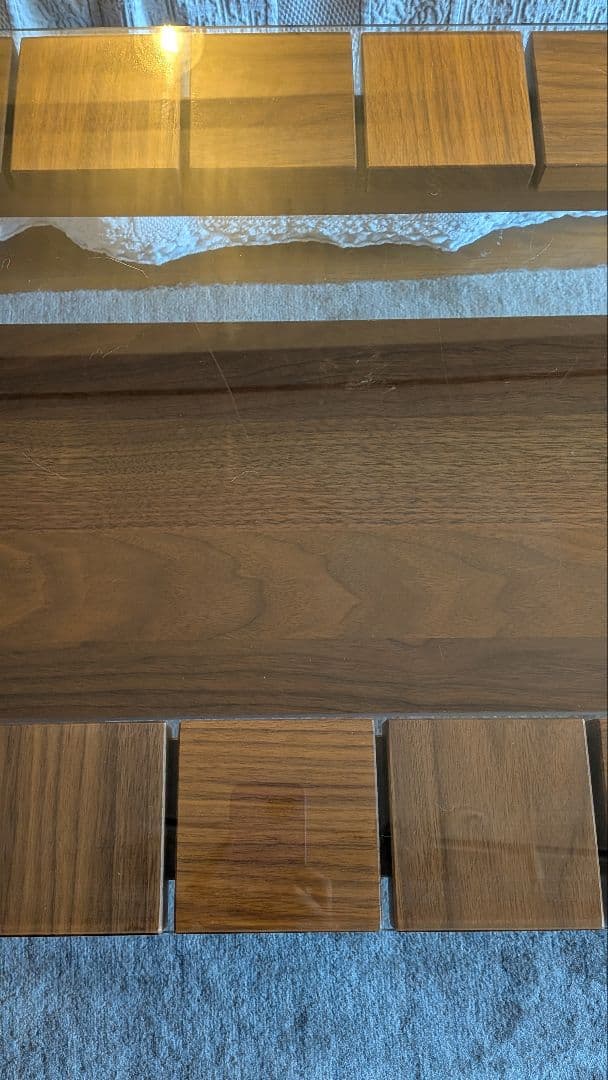 【中古/美品】ローテーブル ウォールナット ガラス天板 飾り棚付 葉山家具