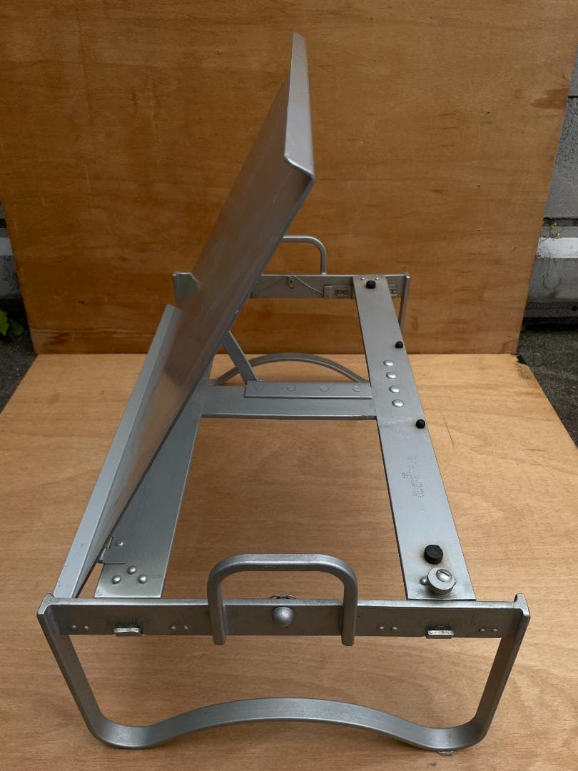 1952ヴィンテージ角度調整式ベッドトレイOrchard Brothers社製