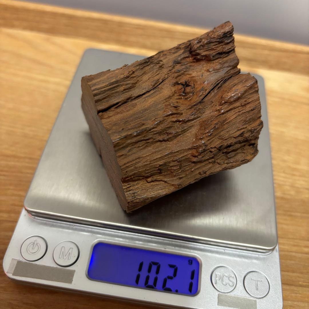 古代天然香木　沈香原木102.1g 茶道具タニシャム沈香伽羅聞香 香道具ベトナム