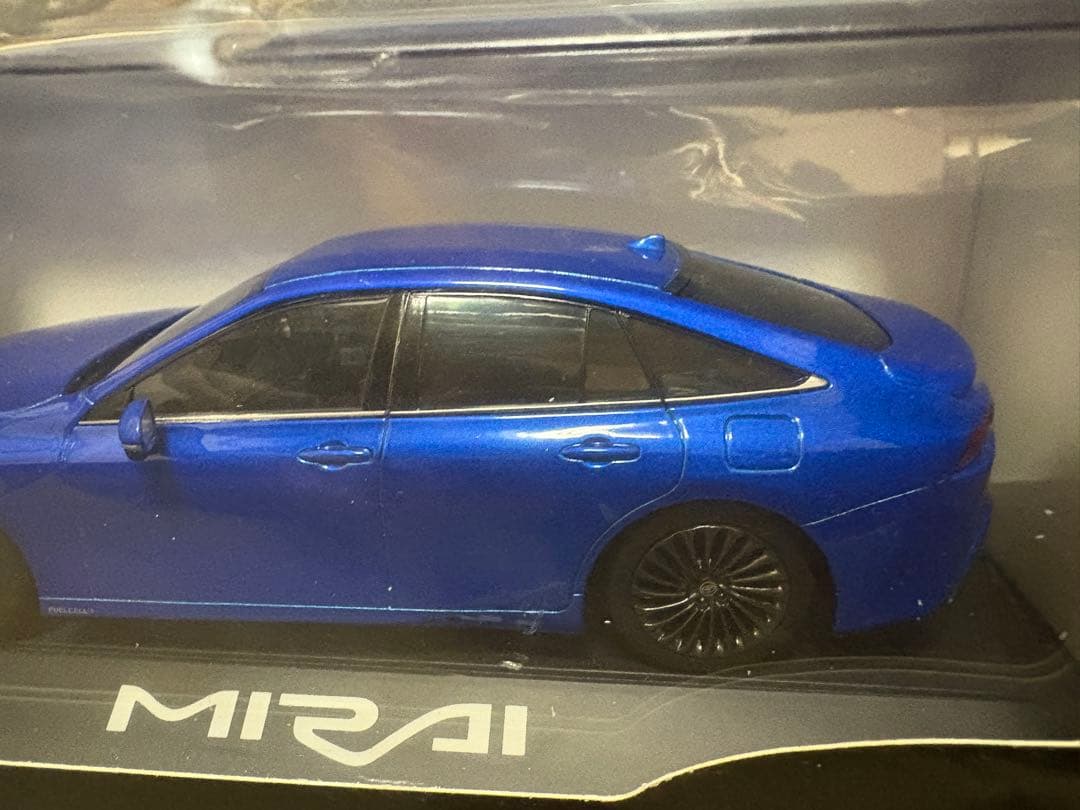 トヨタ ミライ 非売品ミニカー