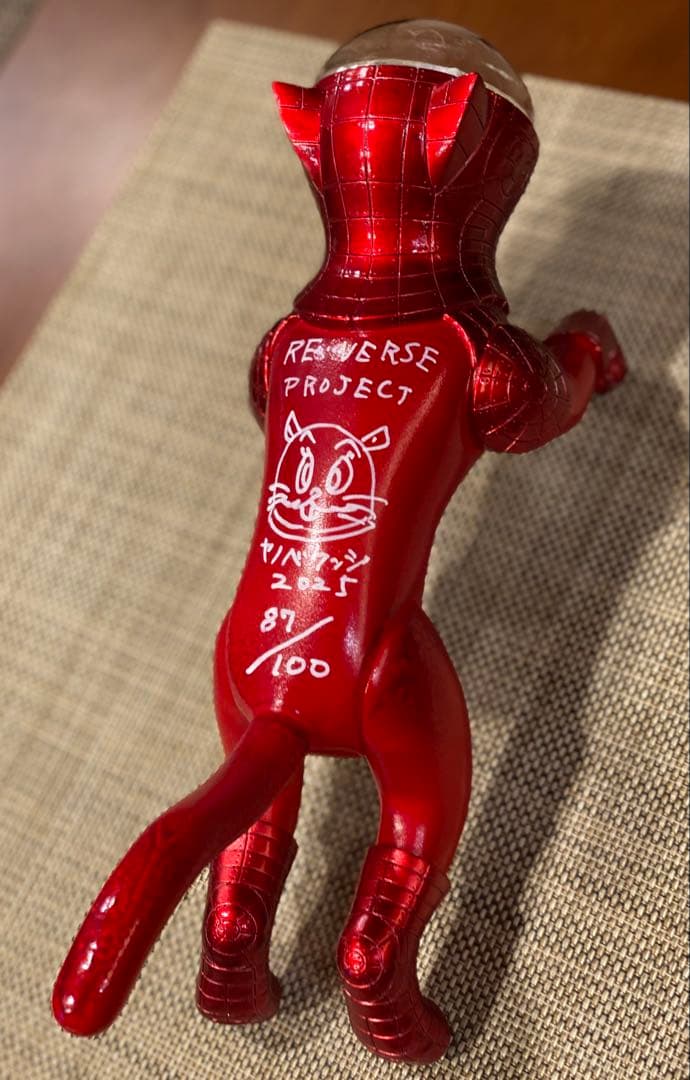 シップス キャット 宇宙猫 コスモレッドカラー 限定ヤノベケンジ氏