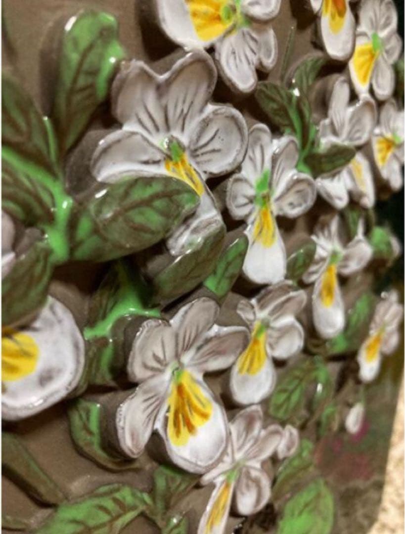 ★大判ヴィンテージ 美品★ジイガントフタ スウェーデン【ヴィオラ白　陶板】壁飾り