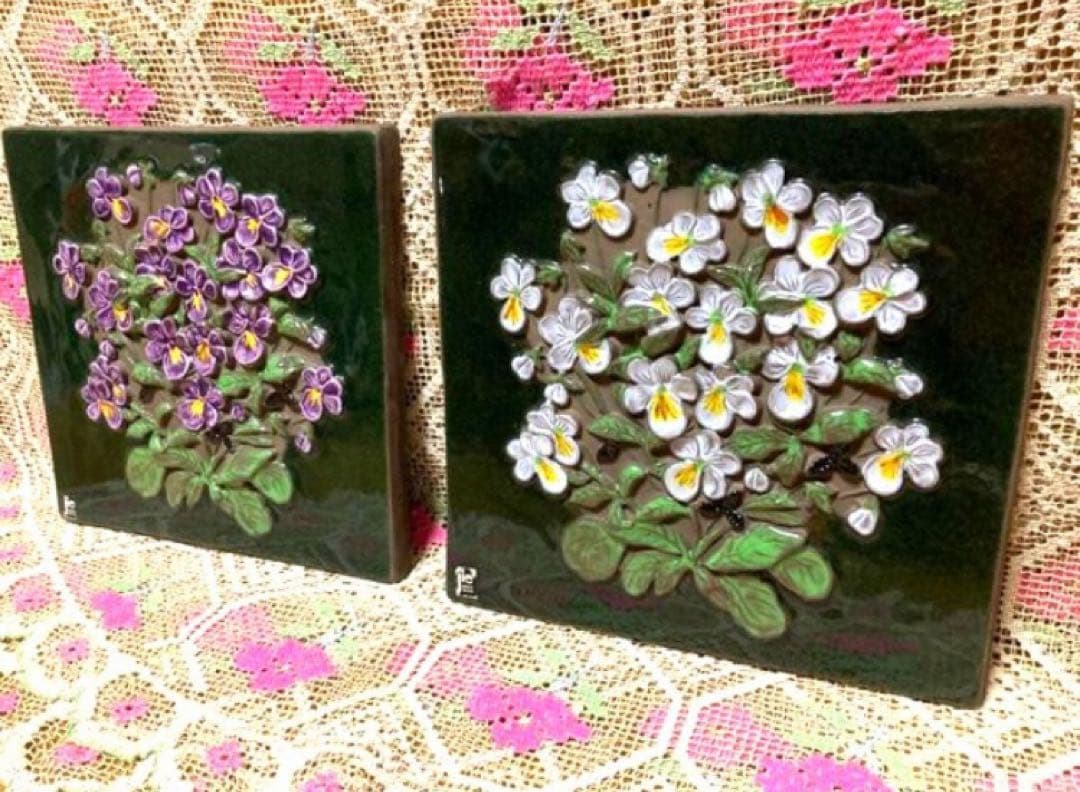 ★大判ヴィンテージ 美品★ジイガントフタ スウェーデン【ヴィオラ白　陶板】壁飾り