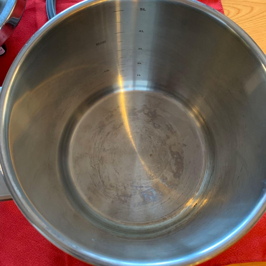 お値下げ中　MEYER 圧力鍋 5.5L ハイプレッシャークッカー