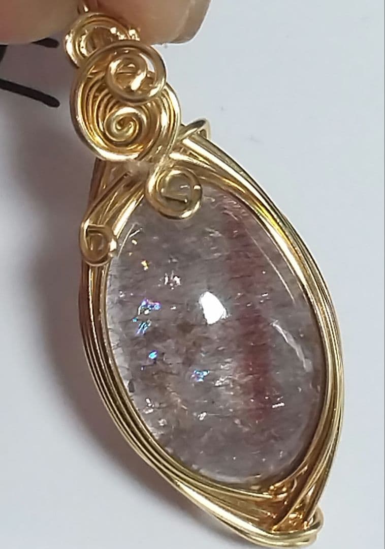 スーパーセブン レインボー入り大粒ペンダント ブラジル産 スーパーセブン「ペンダント」の商品一覧ページ