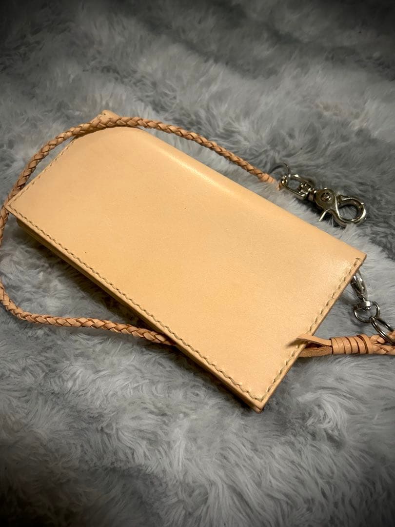 長財布　ヌメ革　本革　ベルトチェーン　レザーチェーン