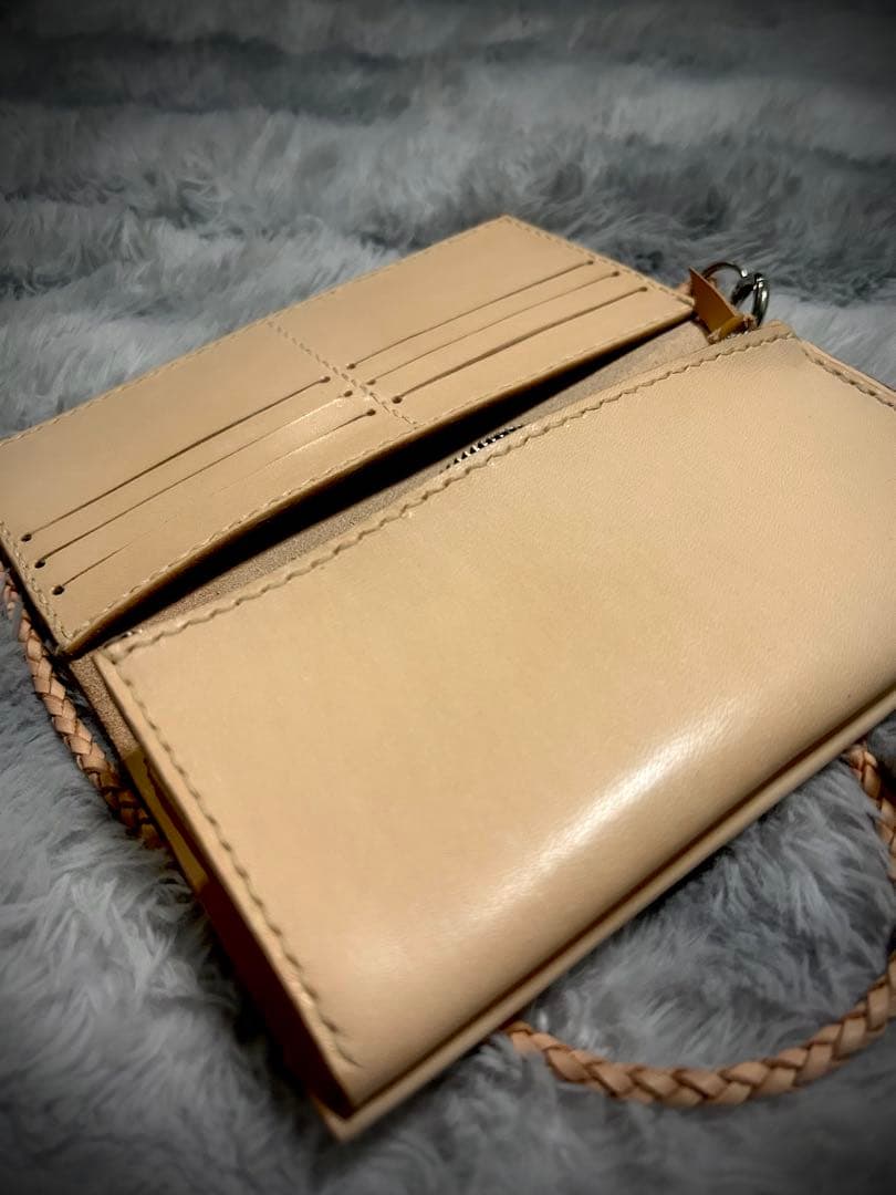 長財布　ヌメ革　本革　ベルトチェーン　レザーチェーン