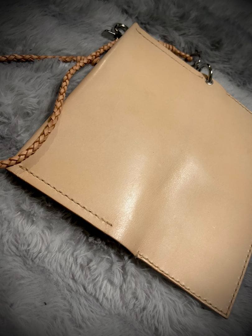 長財布　ヌメ革　本革　ベルトチェーン　レザーチェーン