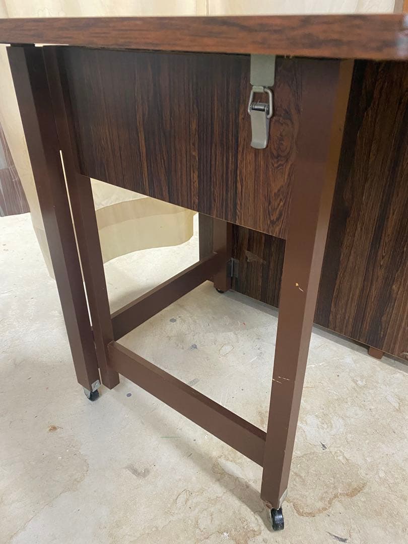 JANOME ジャノメ 折り畳み式 ミシン台 作業台 キャスター　コンセント