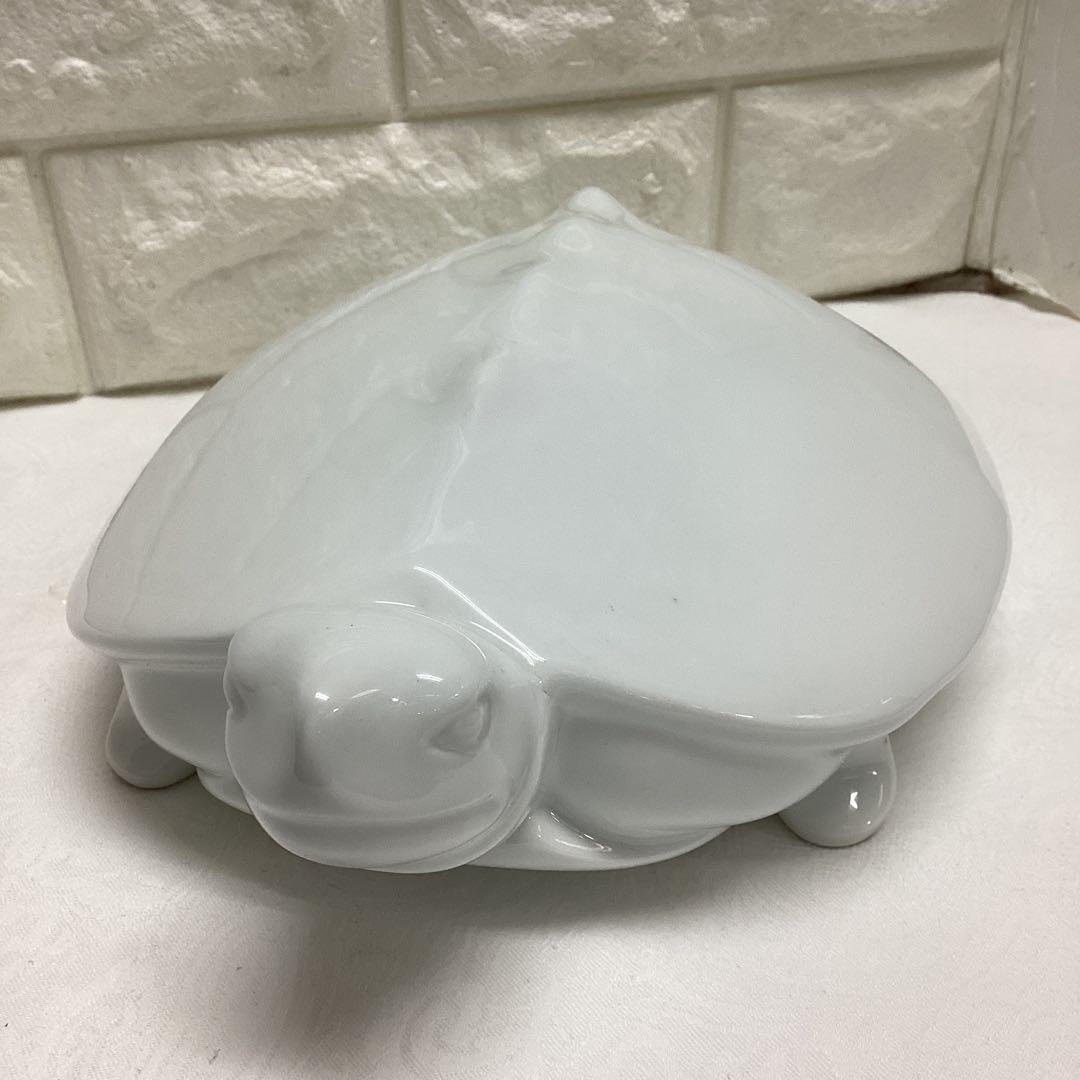 S1　白磁　亀　置物　十三代　玉泉作　28ｃｍ　桐箱入