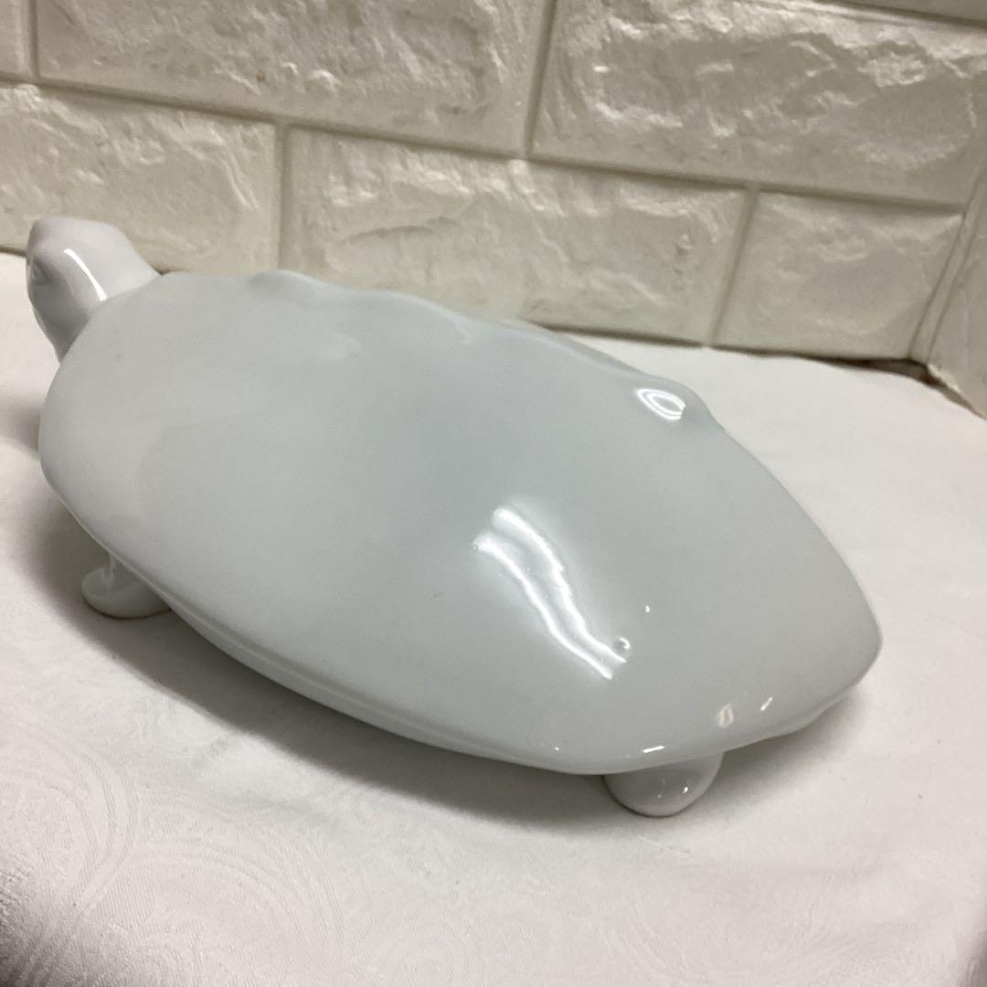 S1　白磁　亀　置物　十三代　玉泉作　28ｃｍ　桐箱入