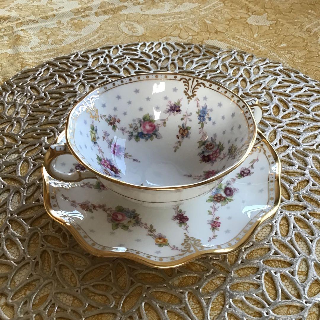 ロイヤルクラウンダービー《ロイヤルアントワネット》クリームスープカップ＆ソーサー