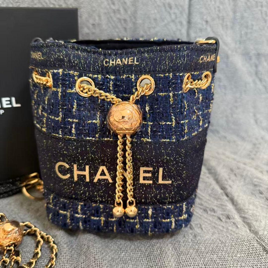 イタリアで購入　白いセラミック製天使の置物　園芸用品　オーナメント　オブジェ