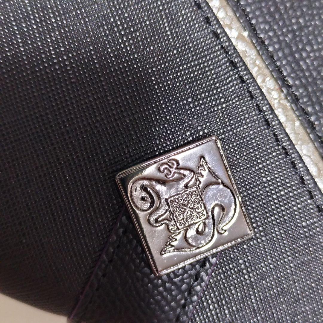 魔法少女まどか☆マギカ 二つ折り財布 悪魔ほむら モデル 中古 - メルカリ