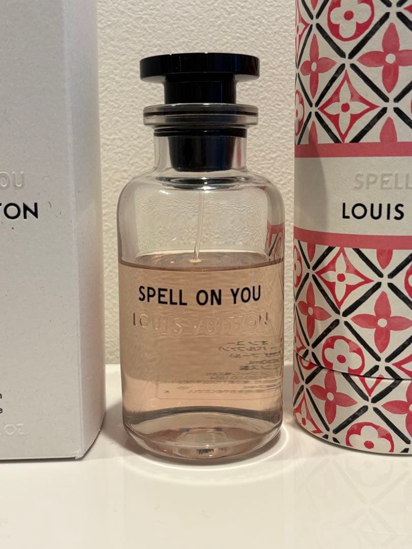 ルイヴィトン スペルオンユー バイザプール 香水