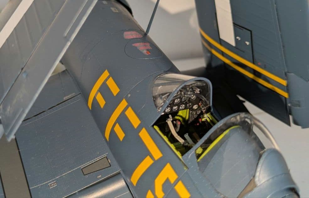 コルセアF4U-1D(プラモデル完成品1/32)