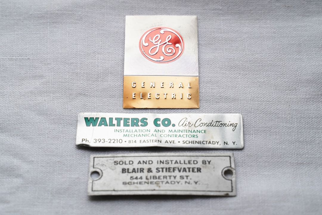 GENERAL ELECTRIC 等 アルミ ネームバッジプレート