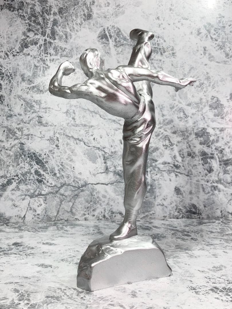 「ブルース・リー　銅像風 フィギュア　シルバー」jo-db
