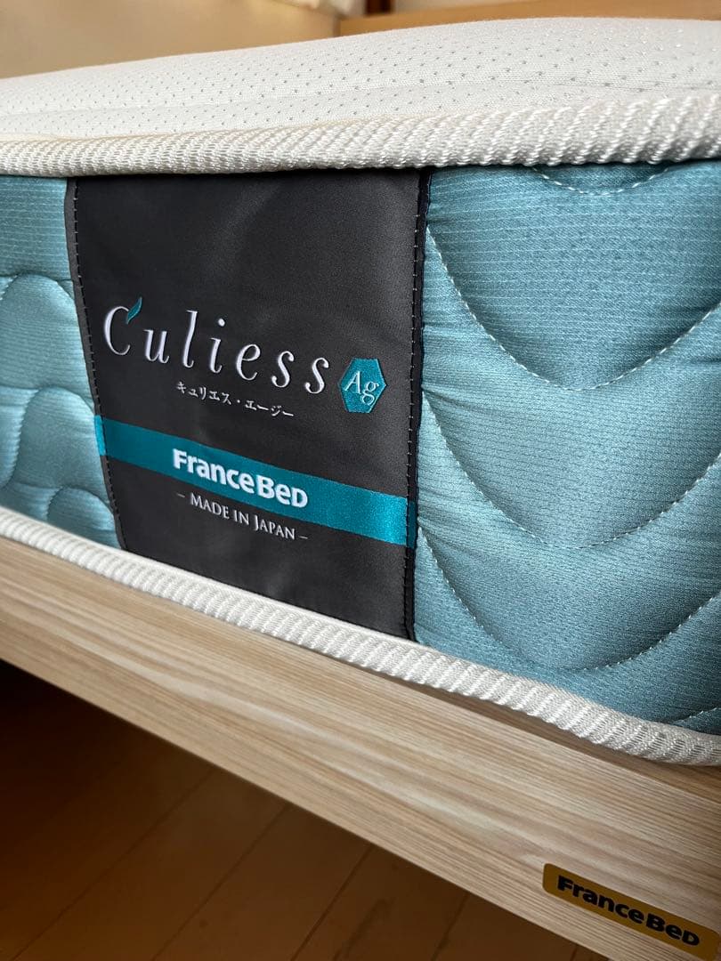 ベッドセット（セミダブルマットレス、ベッドフレーム）