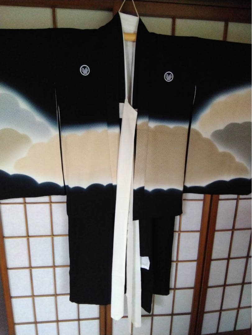 男の子用・5歳から7歳向け・表側正絹のお着物・羽織付き