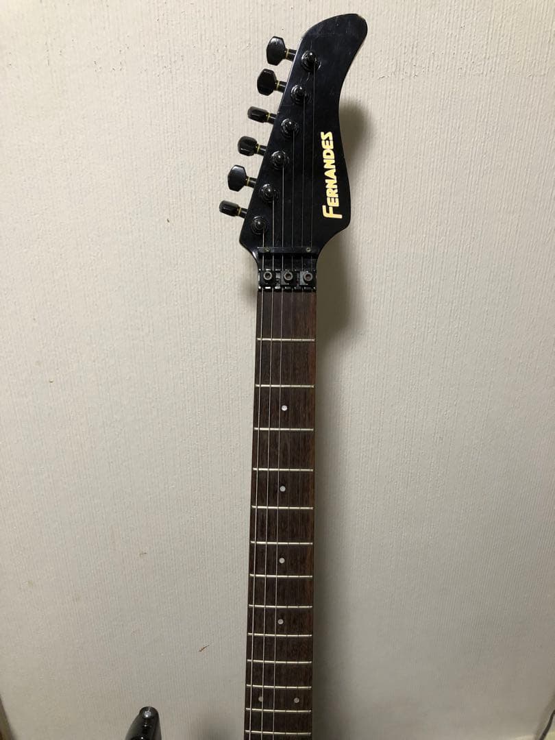 フェルナンデス フロイドローズ ブラック 旧アクティブ回路 パッシブ