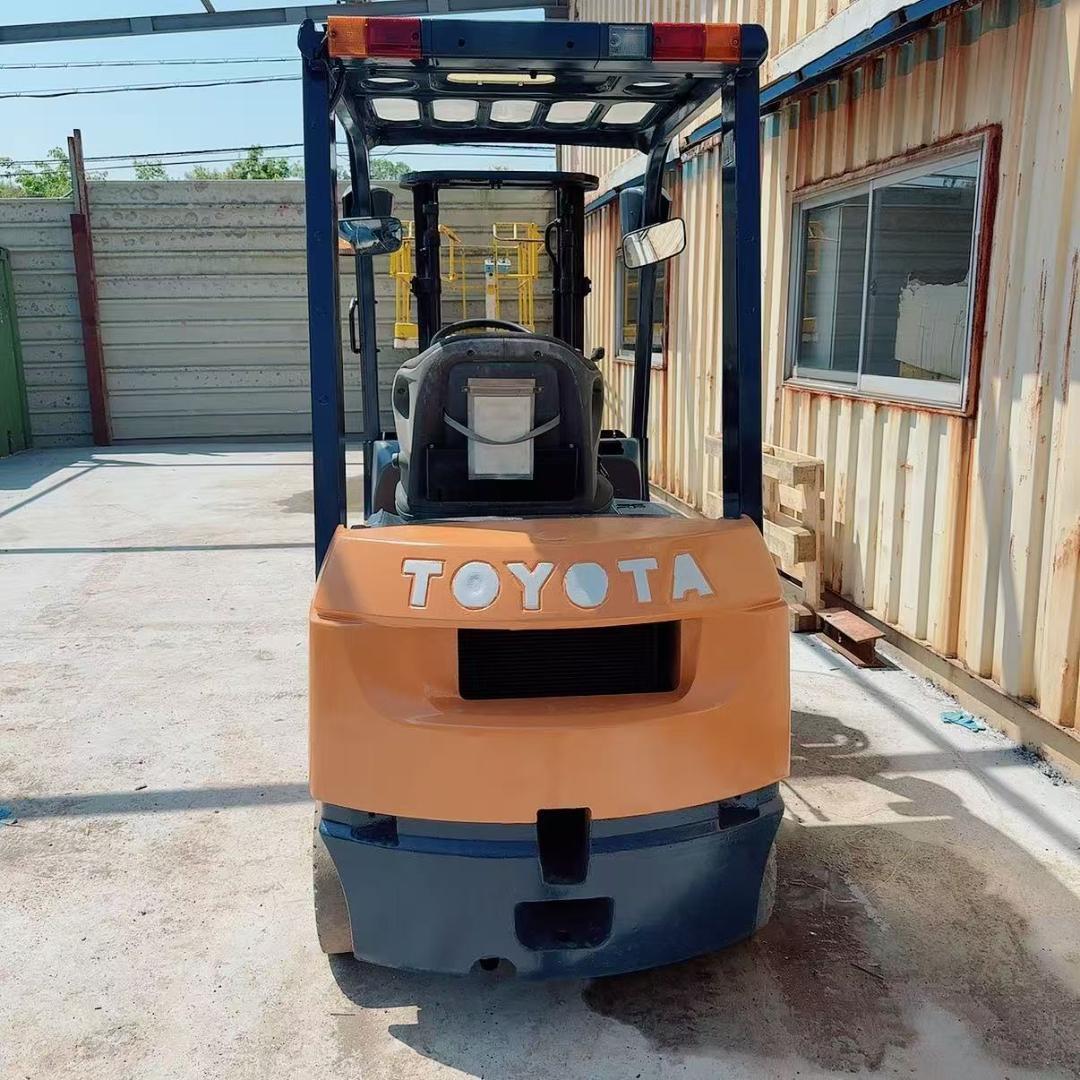 フォークリフト02-7FD15 TOYOTA 揚高3000㎜5400H(A158