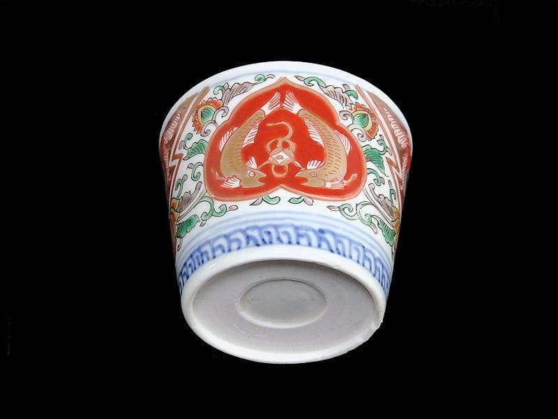 古伊万里 金襴手 双魚に花唐草の図 蕎麦猪口 E221AS-CAh - メルカリ