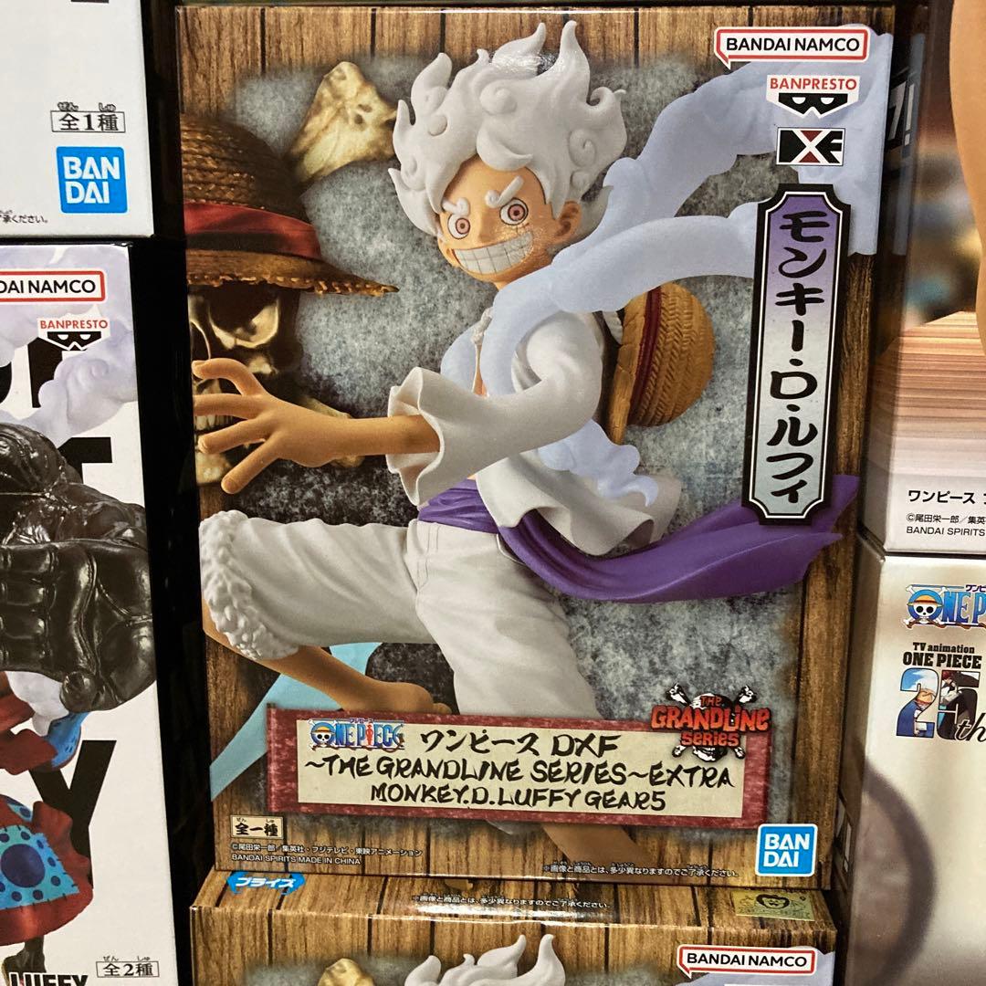 ドラゴンボール等ジャンプ 系大人気フィギュア４４体まとめ売り